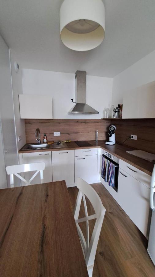 Joli Appartement Rdc T2 Tours Bagian luar foto